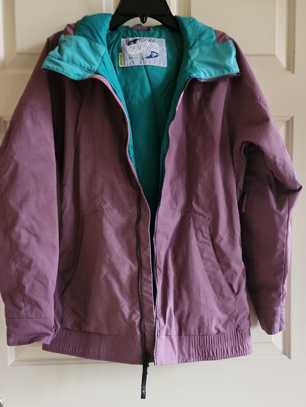 Burton Purple  Hood Puffer Snowboarding/Ski Jacket